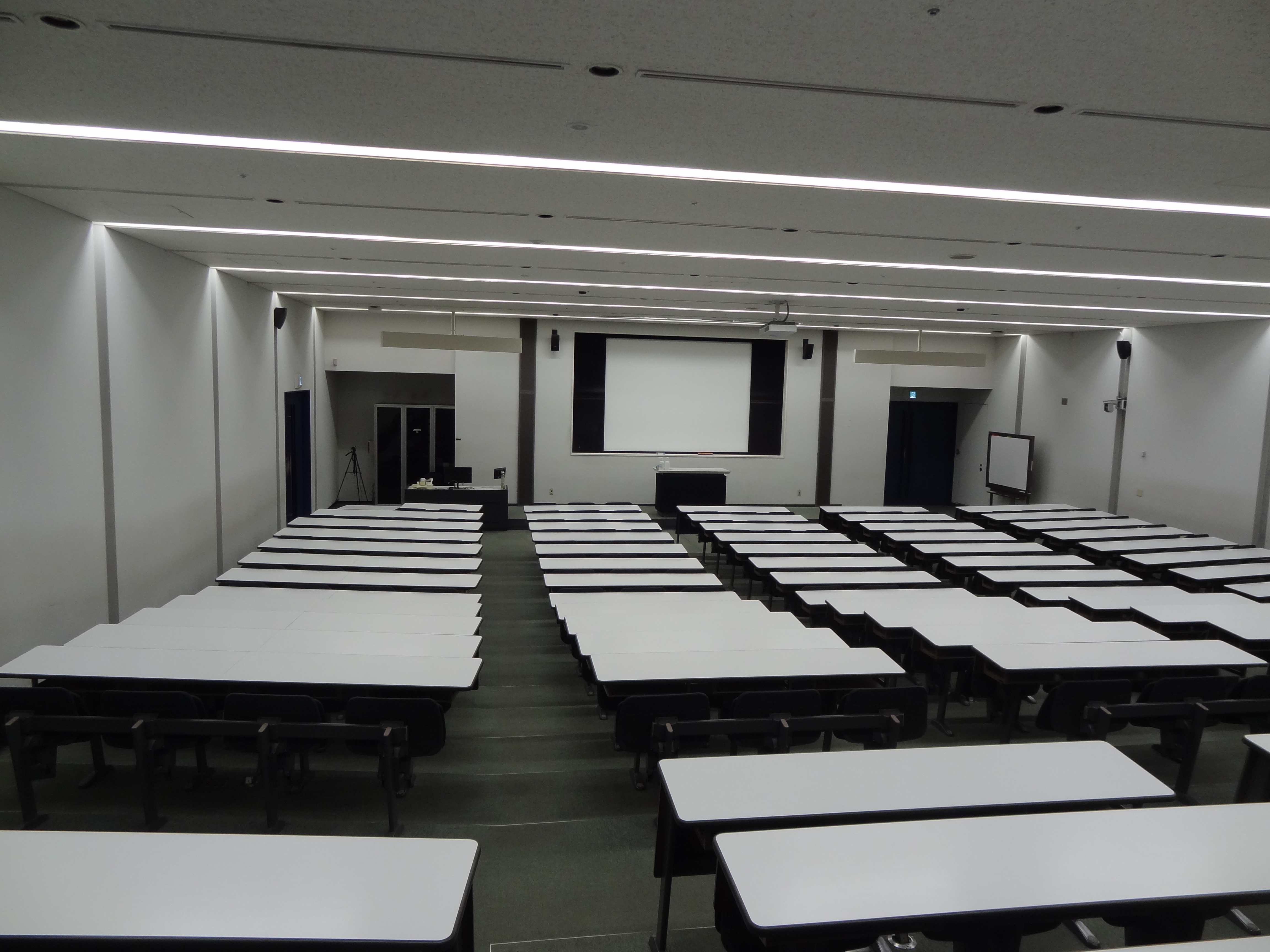 Classroom equipment environment Building 14, B1,1,2F - Waseda IT
