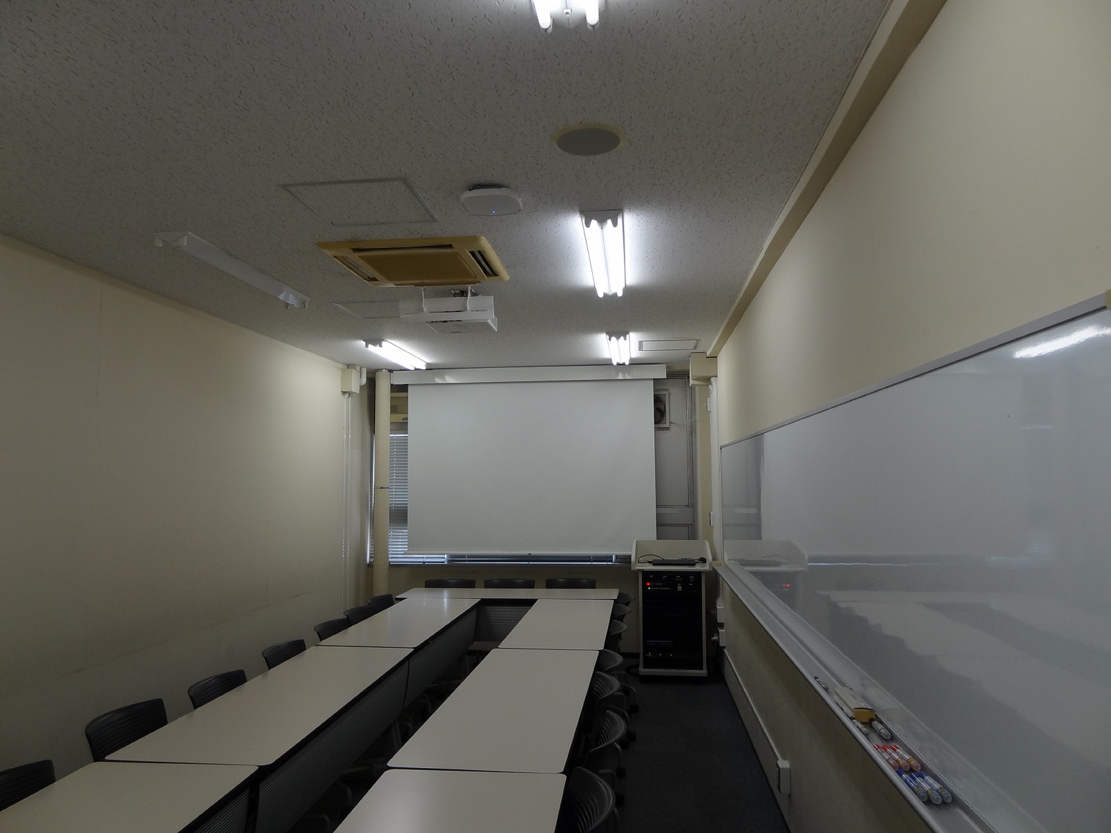 Classroom equipment environment Building 16, 7F - Waseda IT
