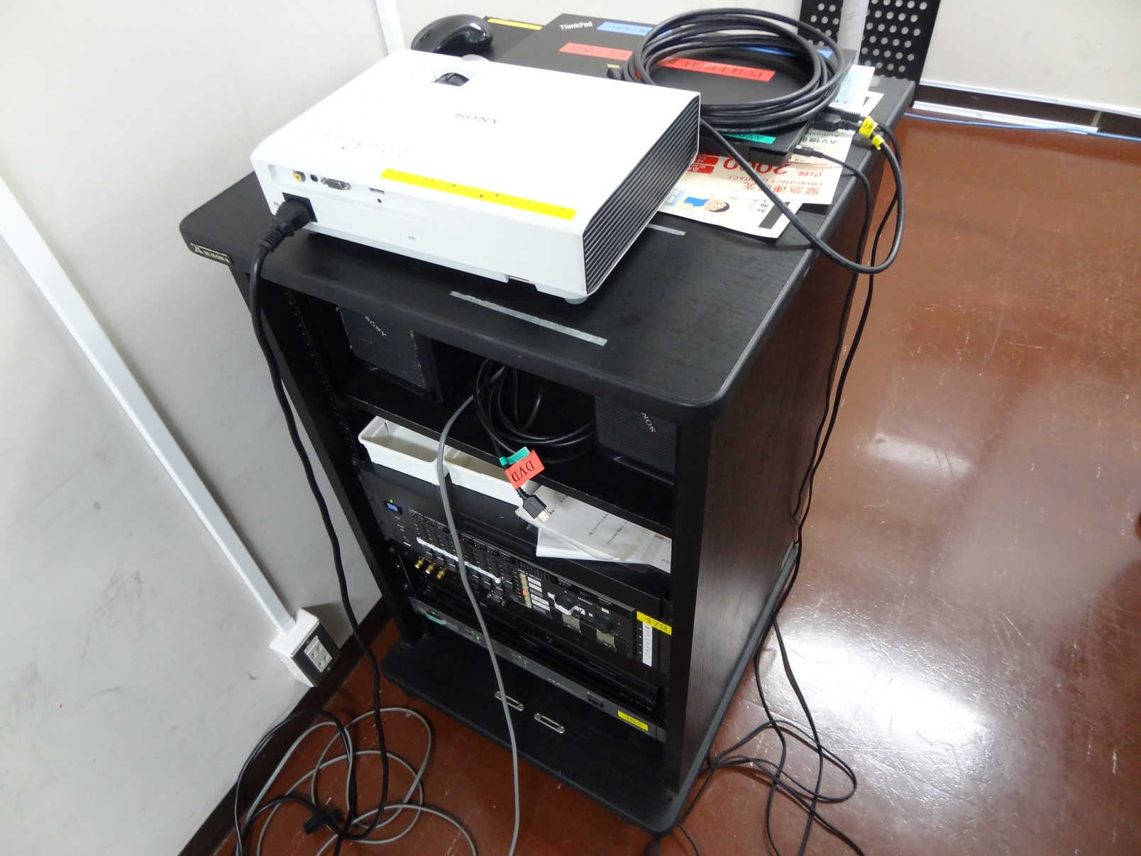 教室機器環境_16号館8階 - Waseda IT Service Portal