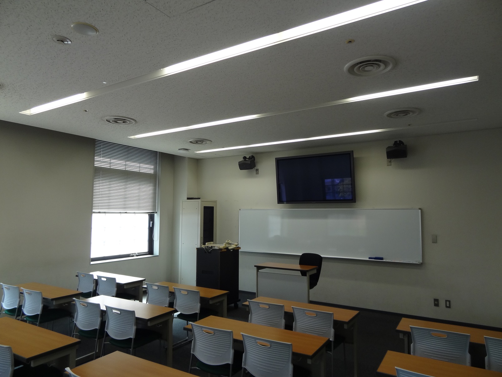 七田式 クラスルーム Classroom equipment environment Building 8, 4F - Waseda IT