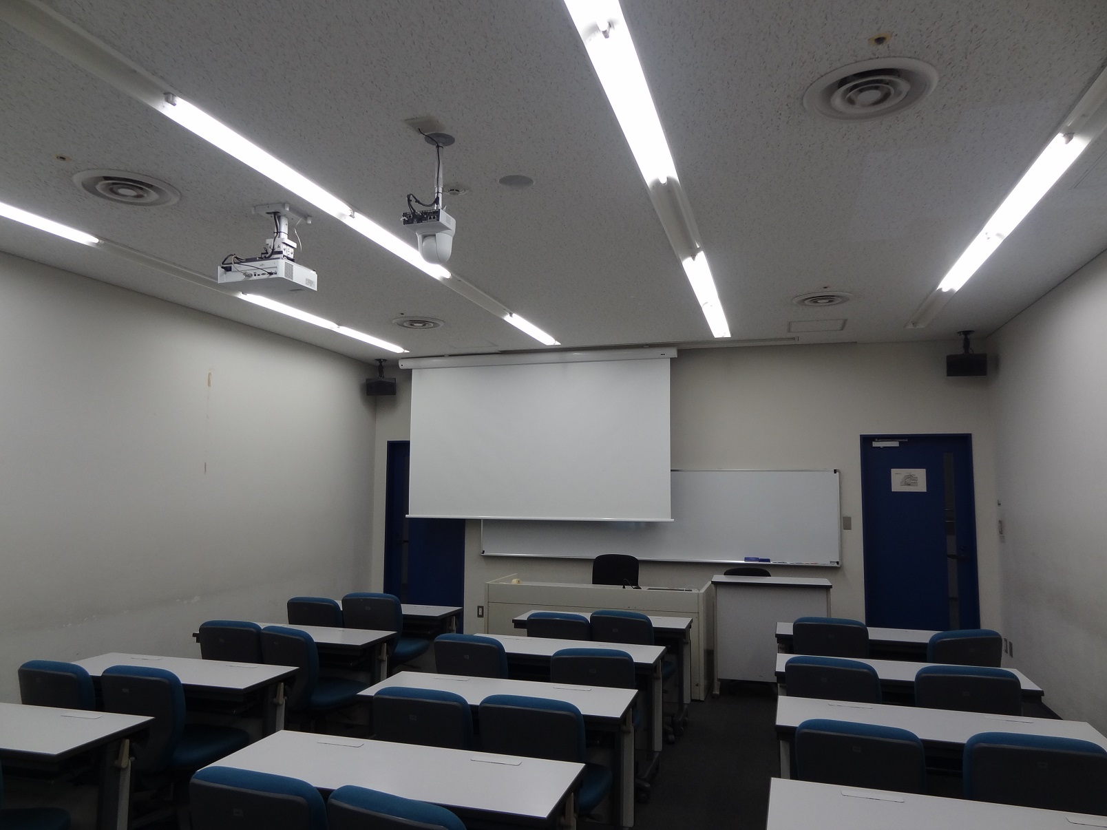 教室機器環境 8号館4階 - Waseda IT Service Portal