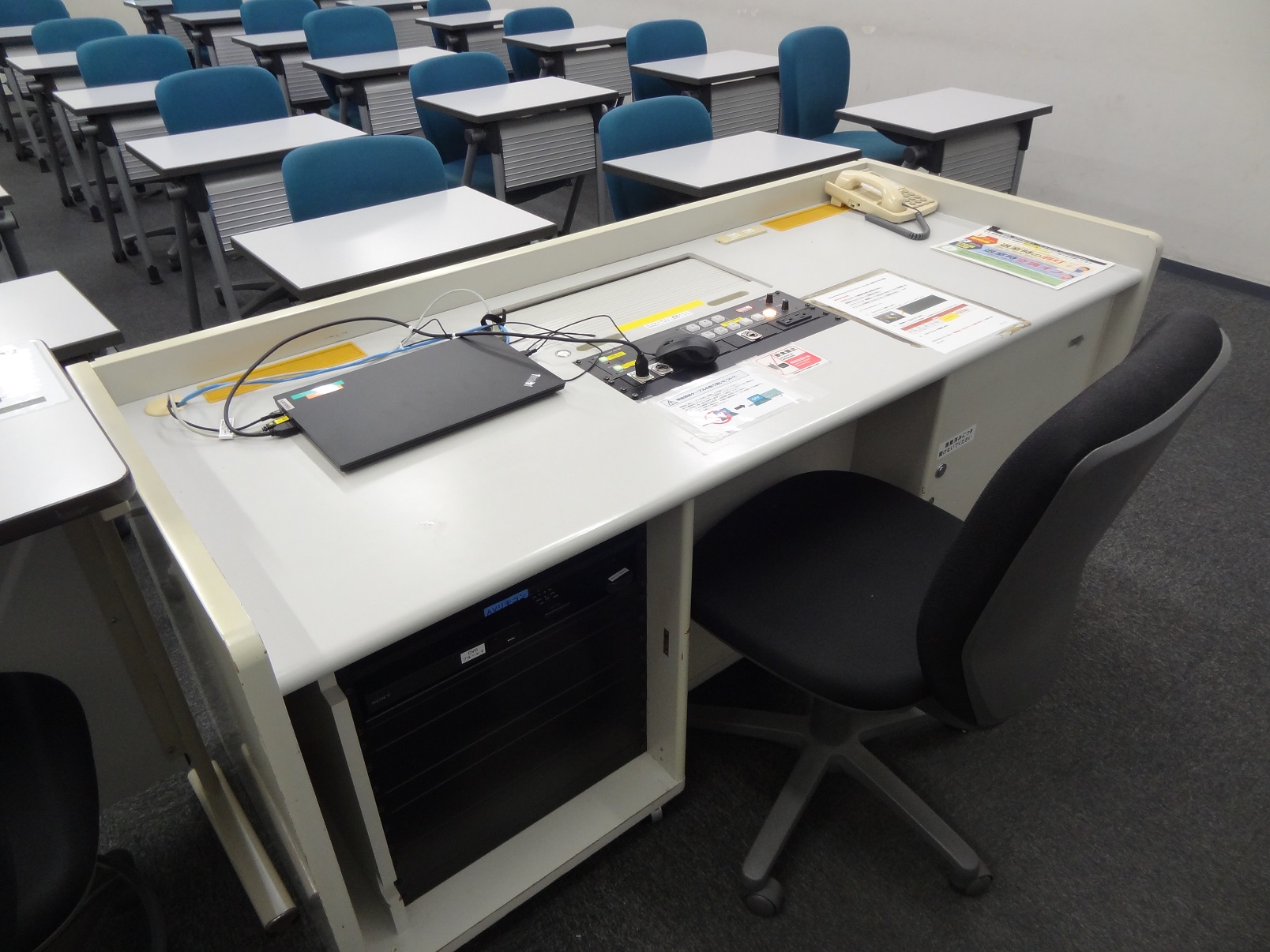 教室機器環境 8号館4階 - Waseda IT Service Portal