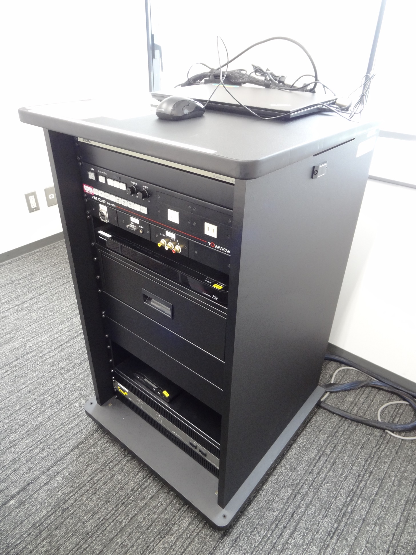 七田式 クラスルーム Classroom equipment environment Building 8, 4F - Waseda IT