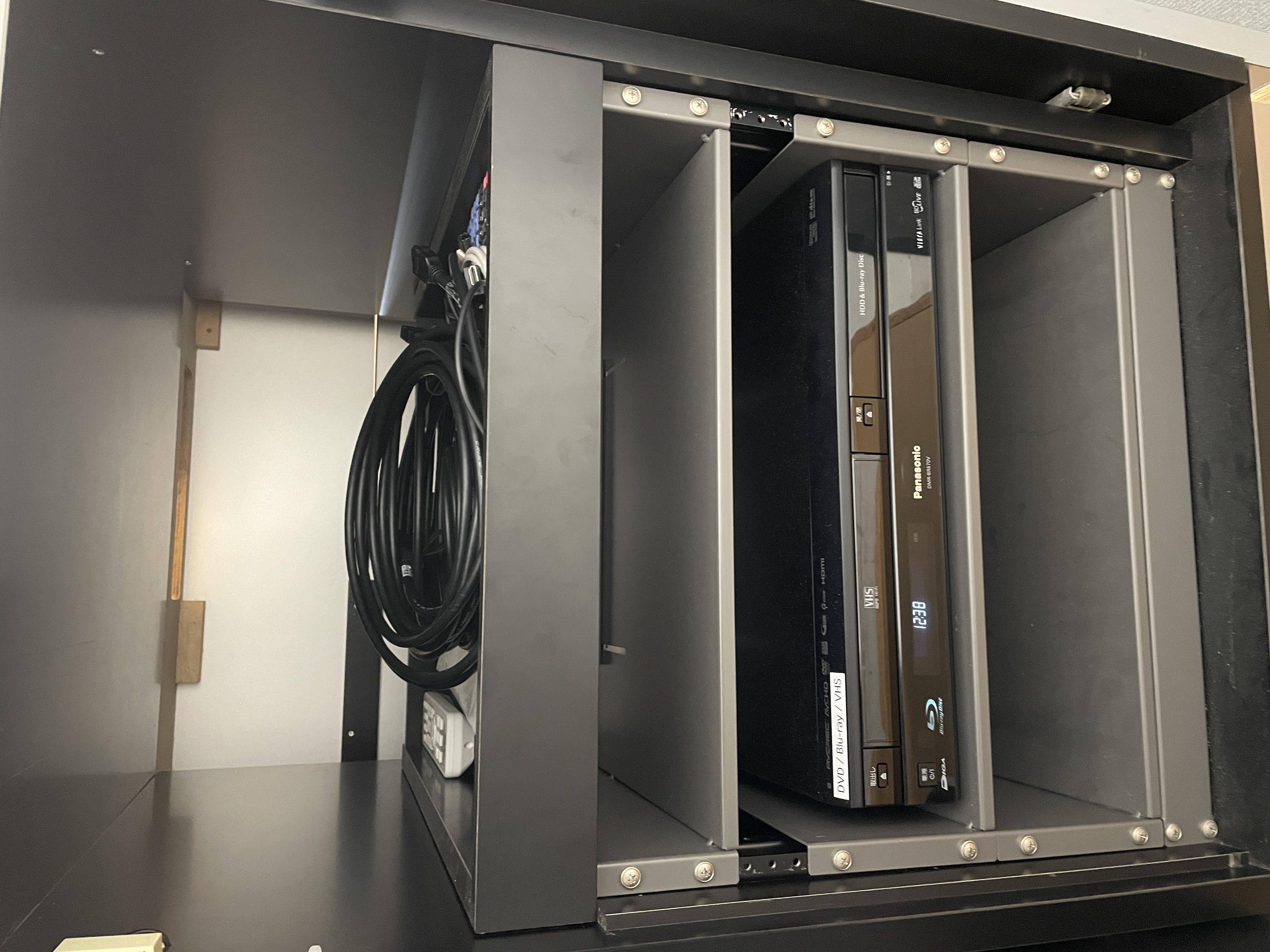 Classroom equipment environment Building 11, 7F - Waseda IT