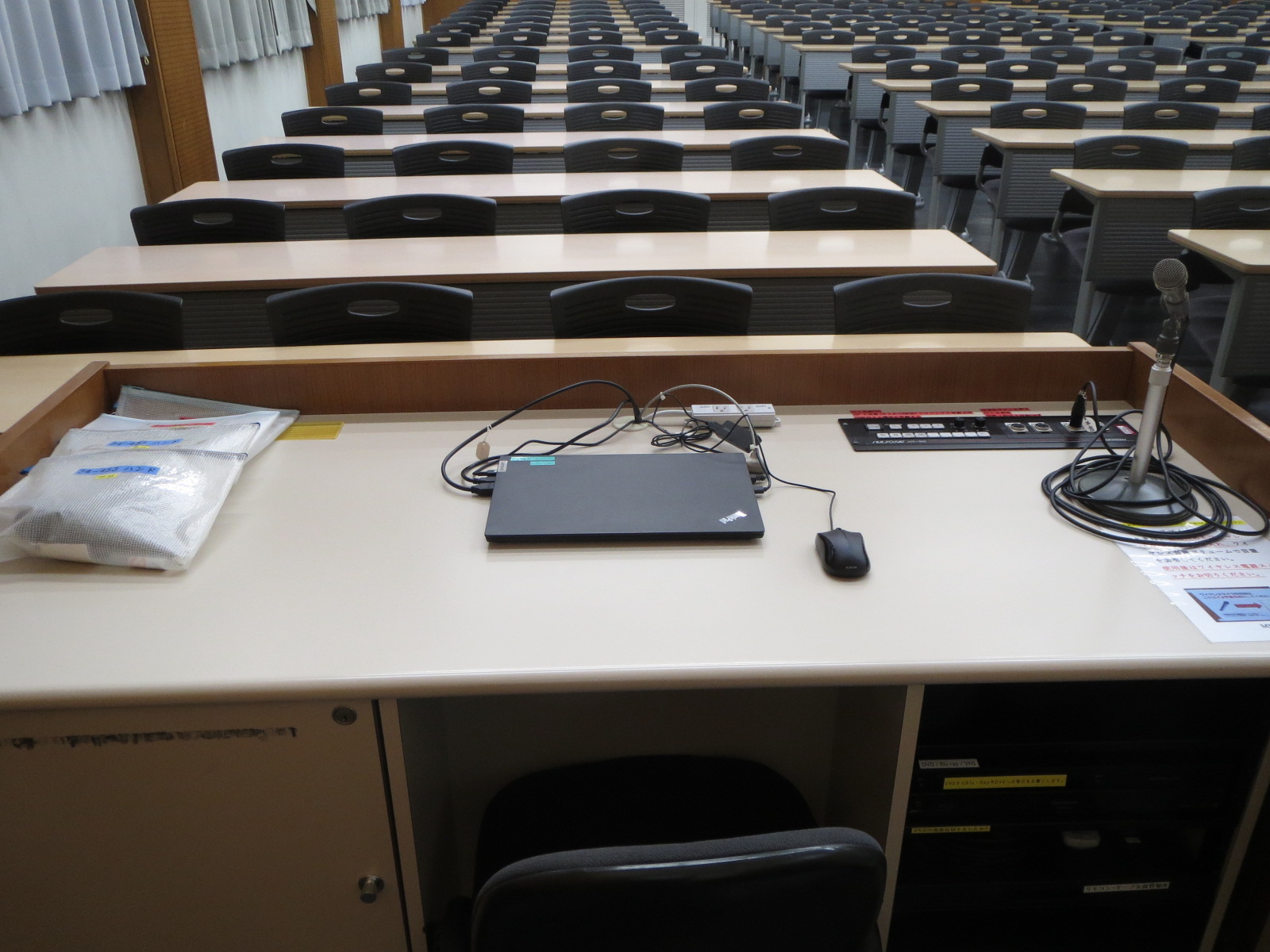 E4　大塚化学 家具部門 電話台 電話台(木製)＜配送時組立サービス付＞ イトーキ 【通販モノタロウ】