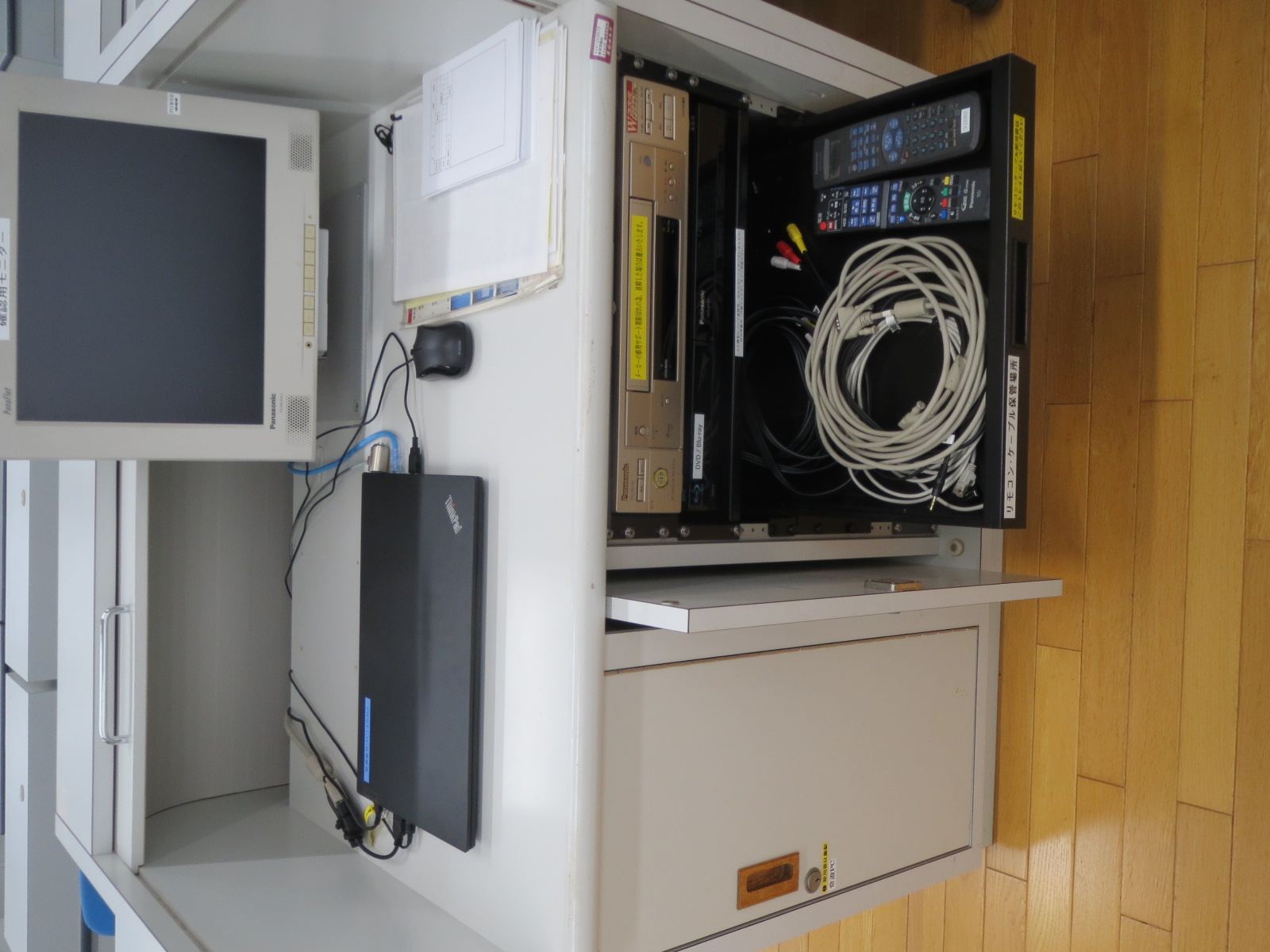 Classroom equipment environment Building 36, 2-4F - Waseda IT 